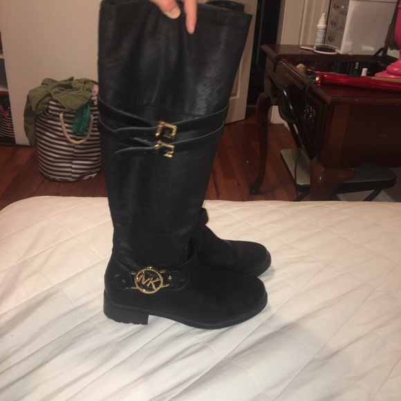 Michael Kors boots - Picture 2 of 4
